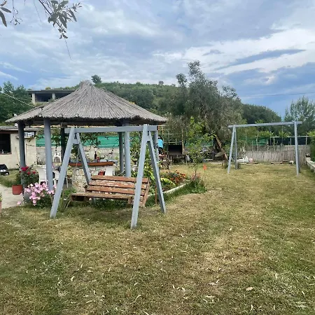 Andi 5* Zvernec