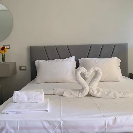 Andi Szálloda Zverneci